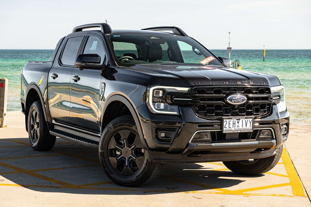 2025 Ford Ranger PHEV Stormtrak 4X4 2.3L