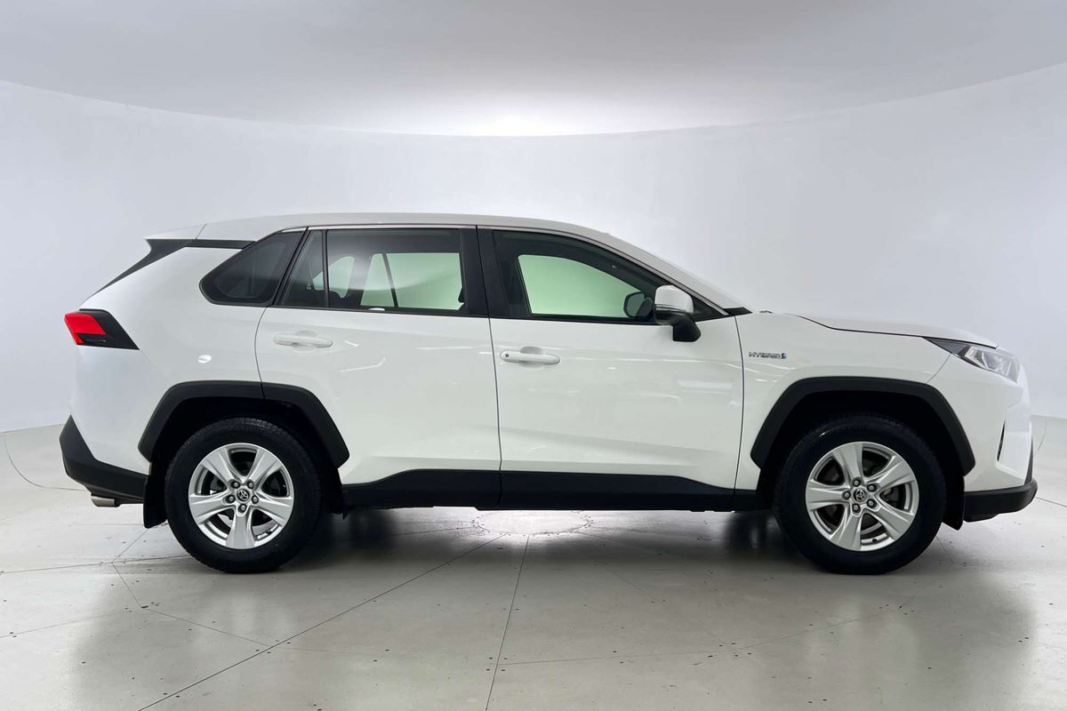 2019 Toyota RAV4 GX AXAH54R