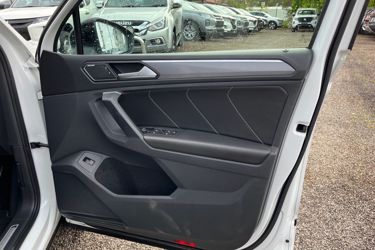 2018 Volkswagen Tiguan Wolfsburg Edition 5N