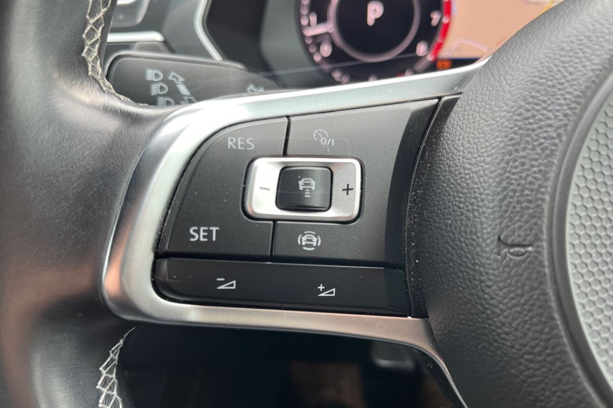 2018 Volkswagen Tiguan Wolfsburg Edition 5N