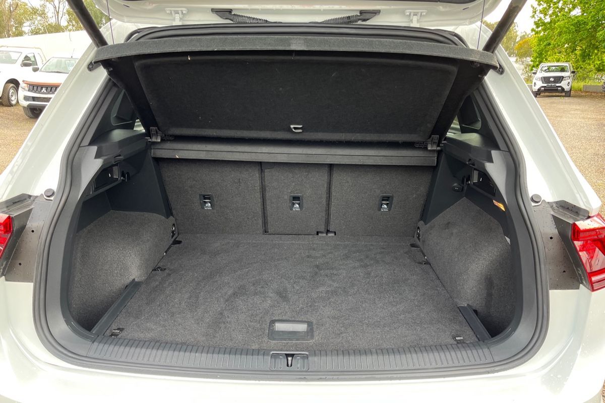 2018 Volkswagen Tiguan Wolfsburg Edition 5N