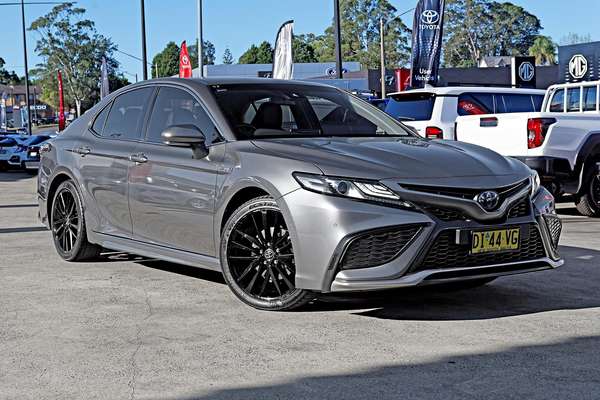 2024 Toyota Camry SX AXVH70R