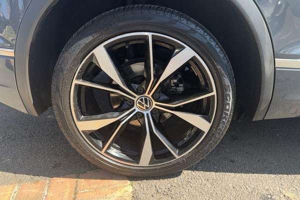 2023 Volkswagen Tiguan 162TSI R-Line 5N