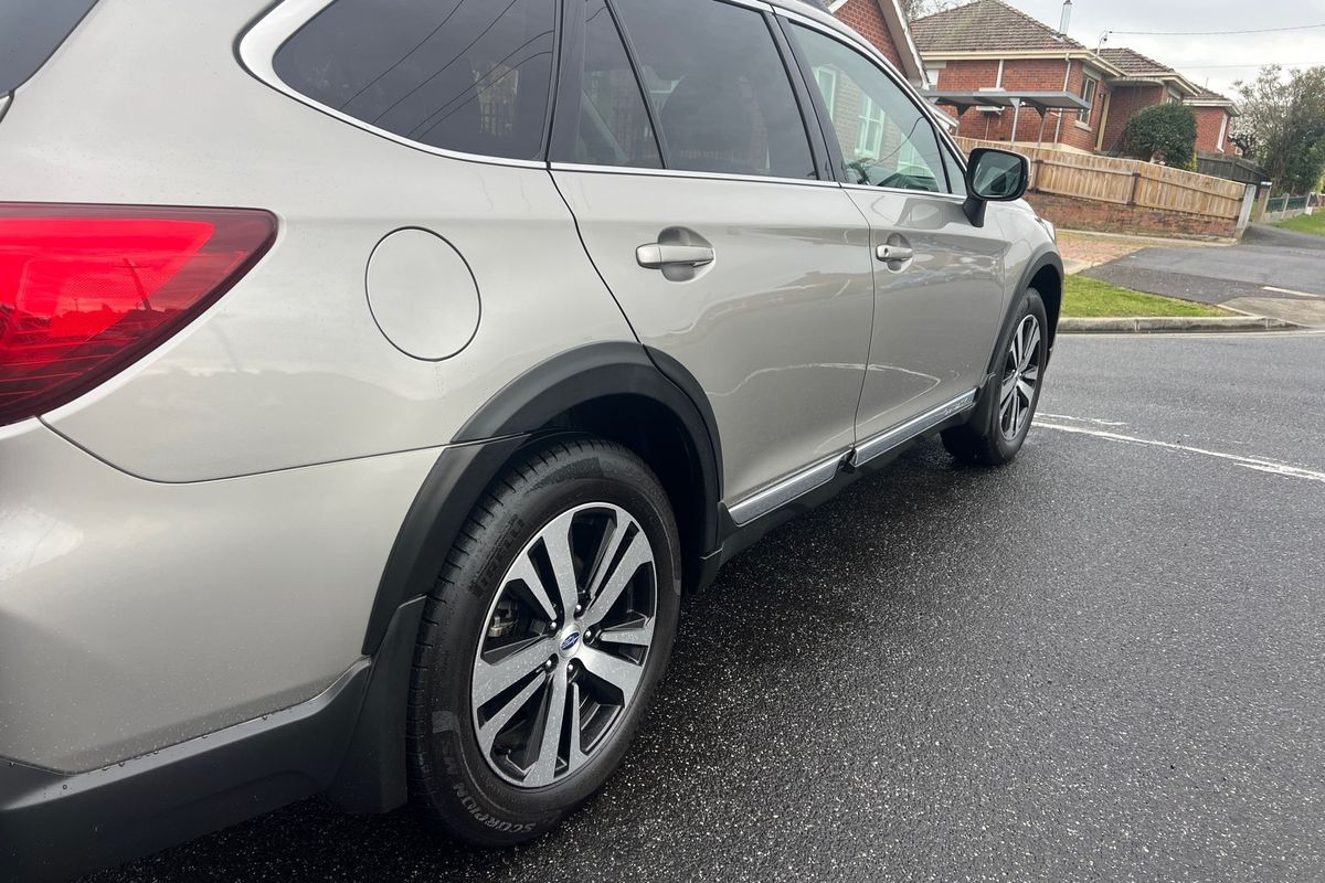 2018 Subaru Outback 3.6R 5GEN