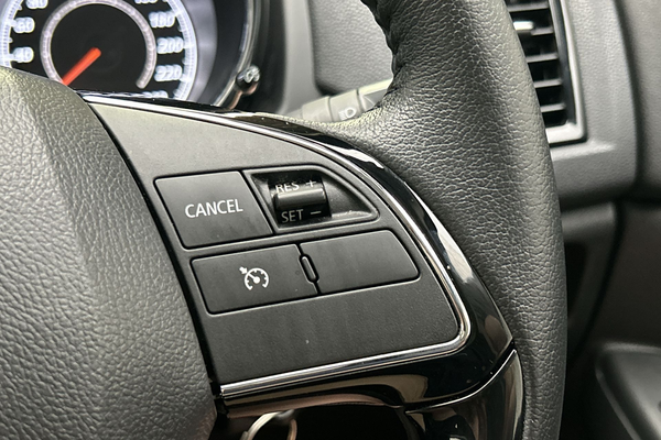 2021 Mitsubishi ASX ES XD thumb-17