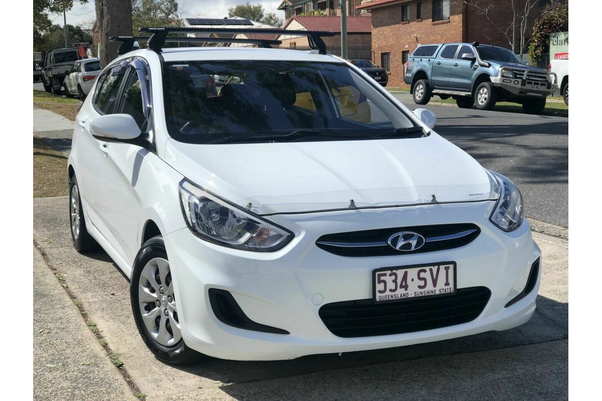 2015 Hyundai Accent Active RB2