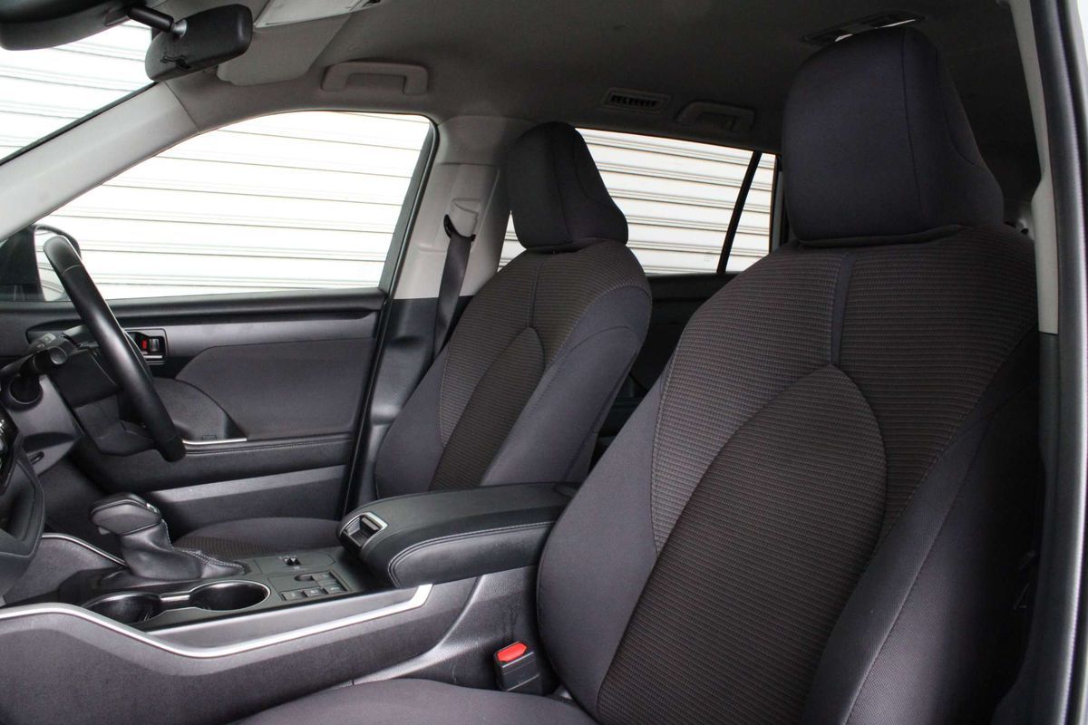 2024 Toyota Kluger GX AXUH78R
