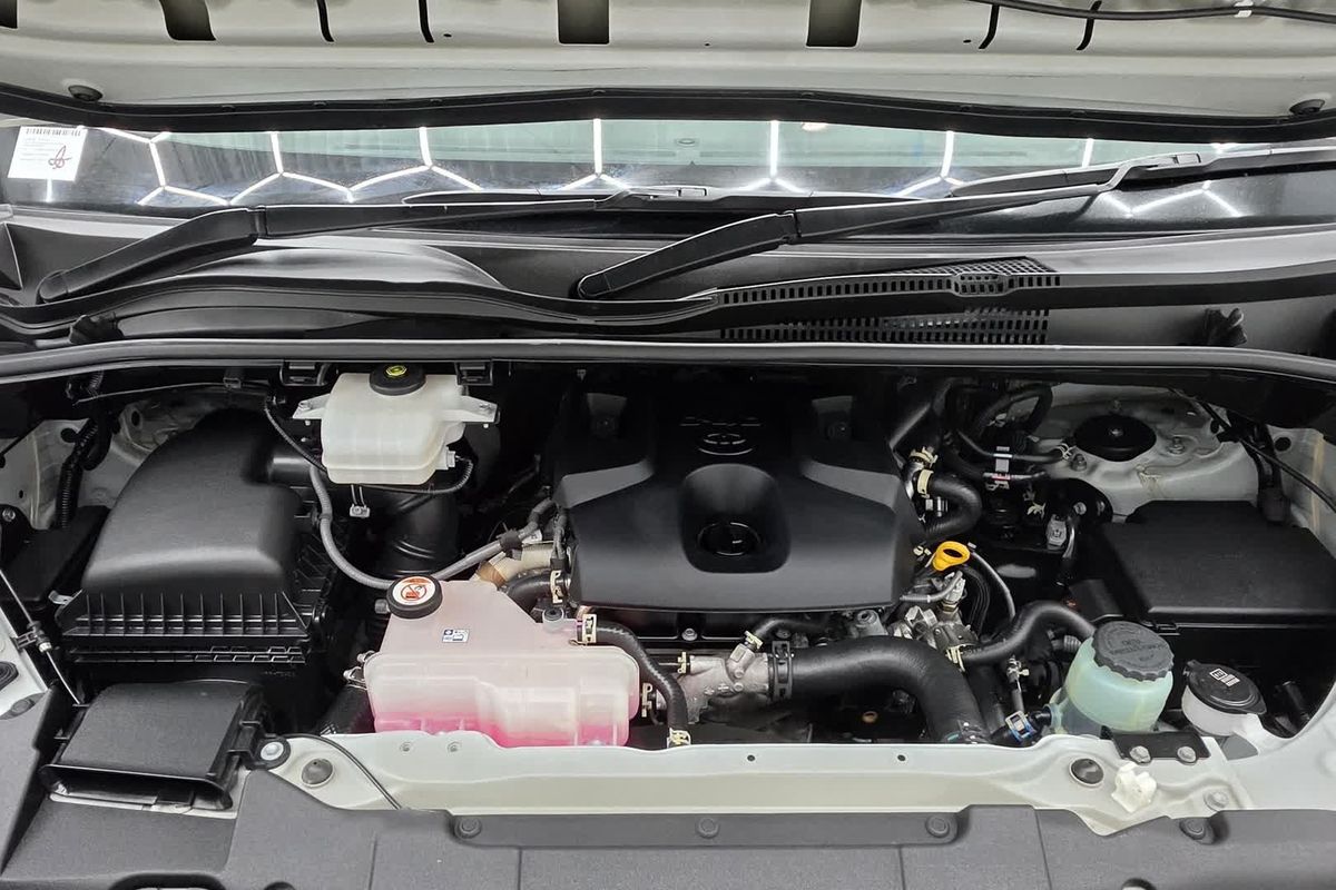 2024 Toyota Hiace GDH300R LWB
