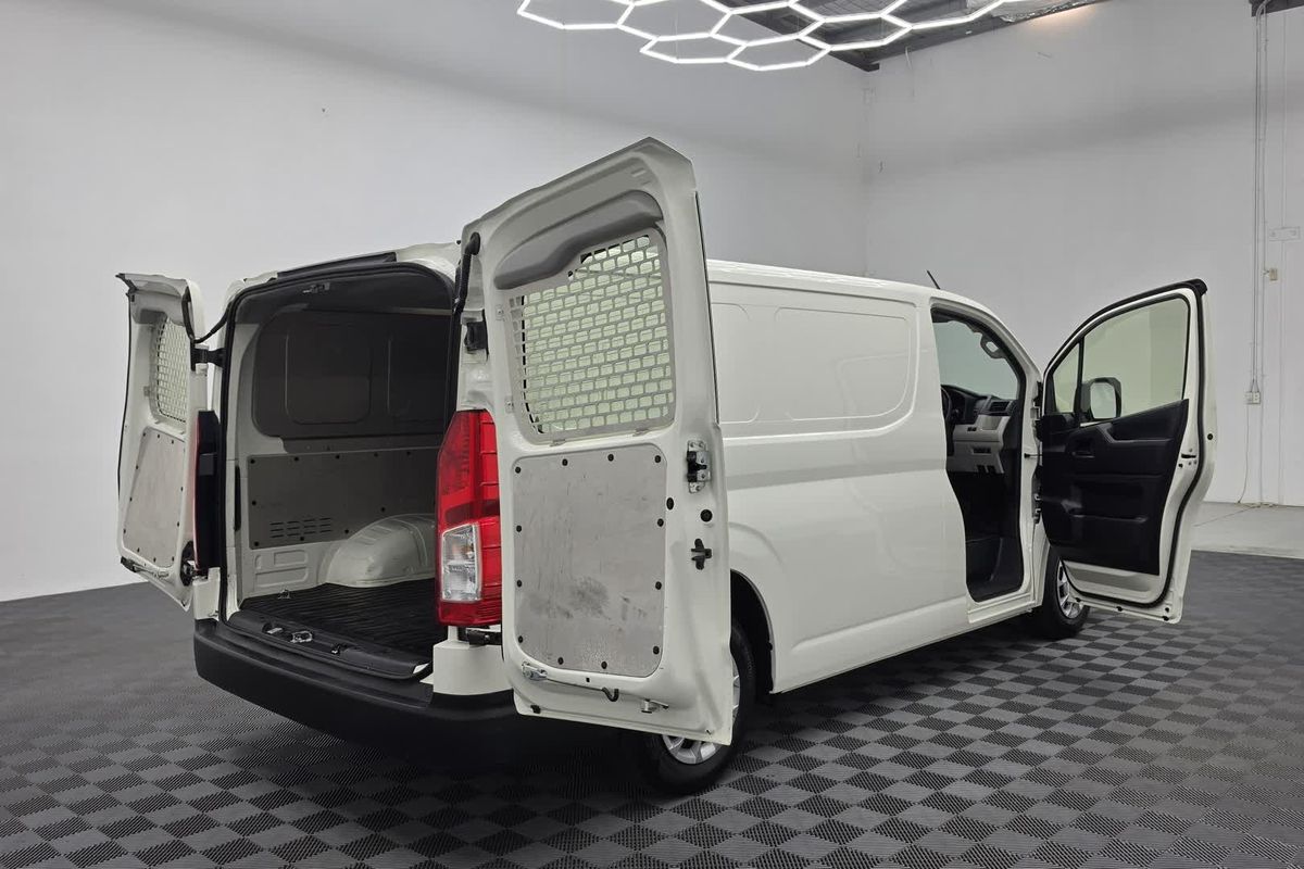 2024 Toyota Hiace GDH300R LWB
