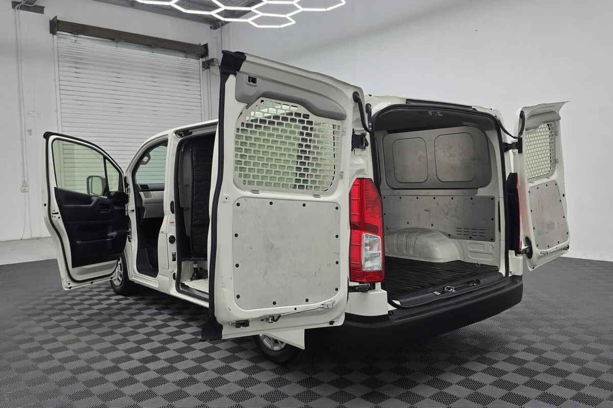 2024 Toyota Hiace GDH300R LWB