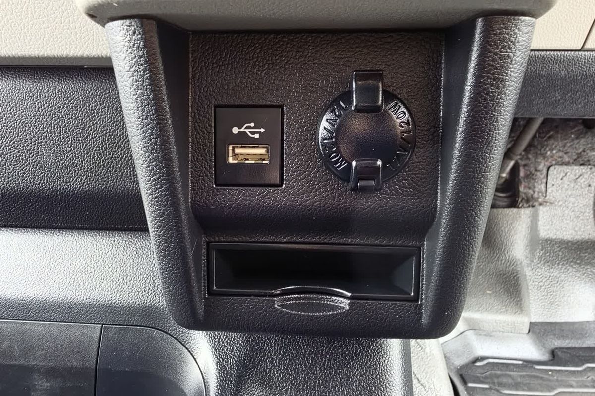 2024 Toyota Hiace GDH300R LWB