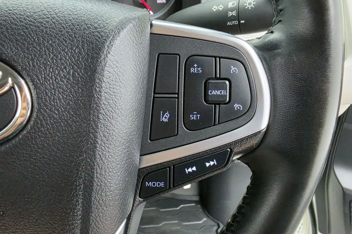 2024 Toyota Hiace GDH300R LWB