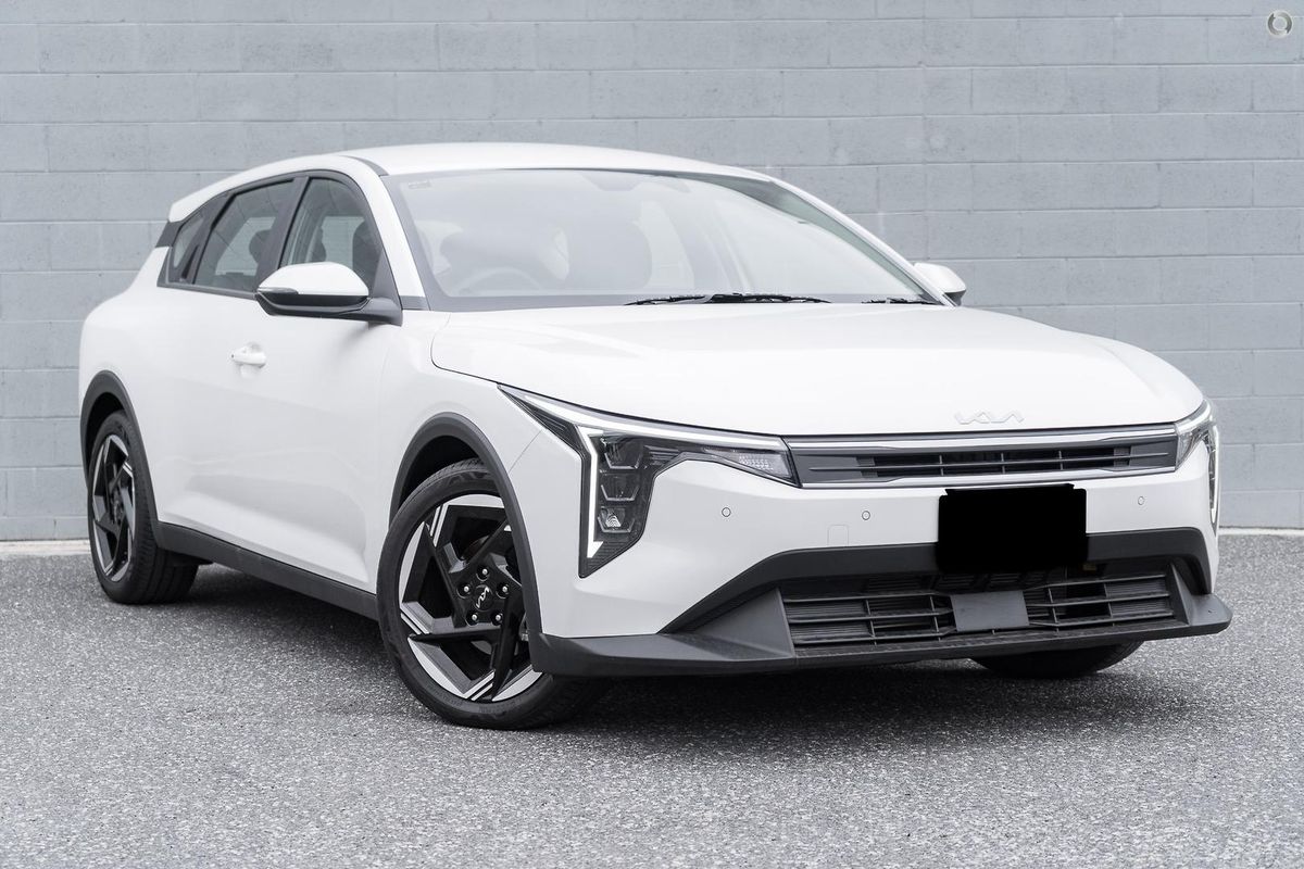 2025 Kia K4 Sport CL4m