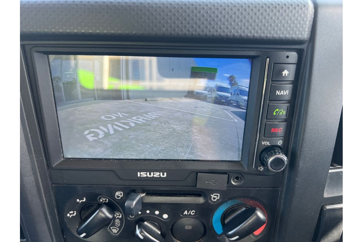 2022 Isuzu N Series NNR 45-150 MWB image 13