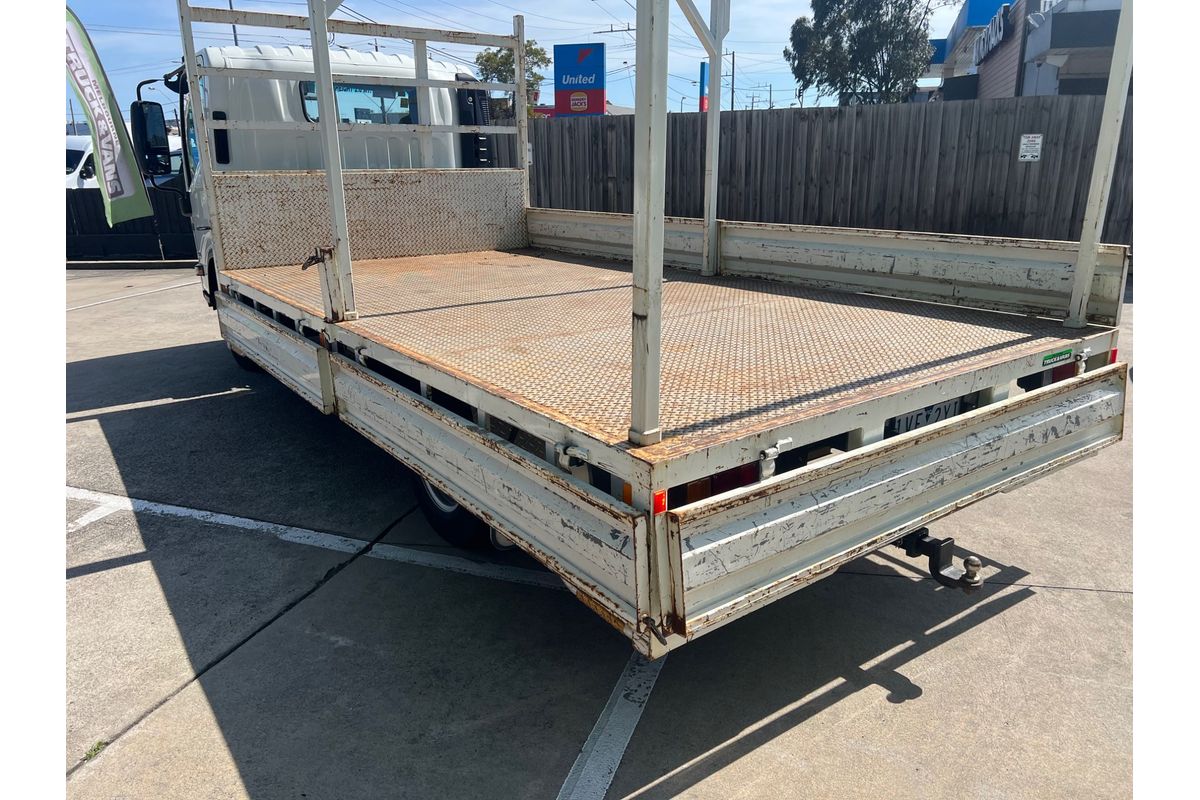2022 Isuzu N Series NNR 45-150 MWB image 18