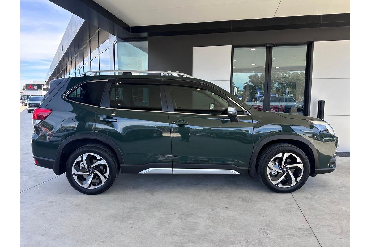 2022 Subaru Forester 2.5i-S S5