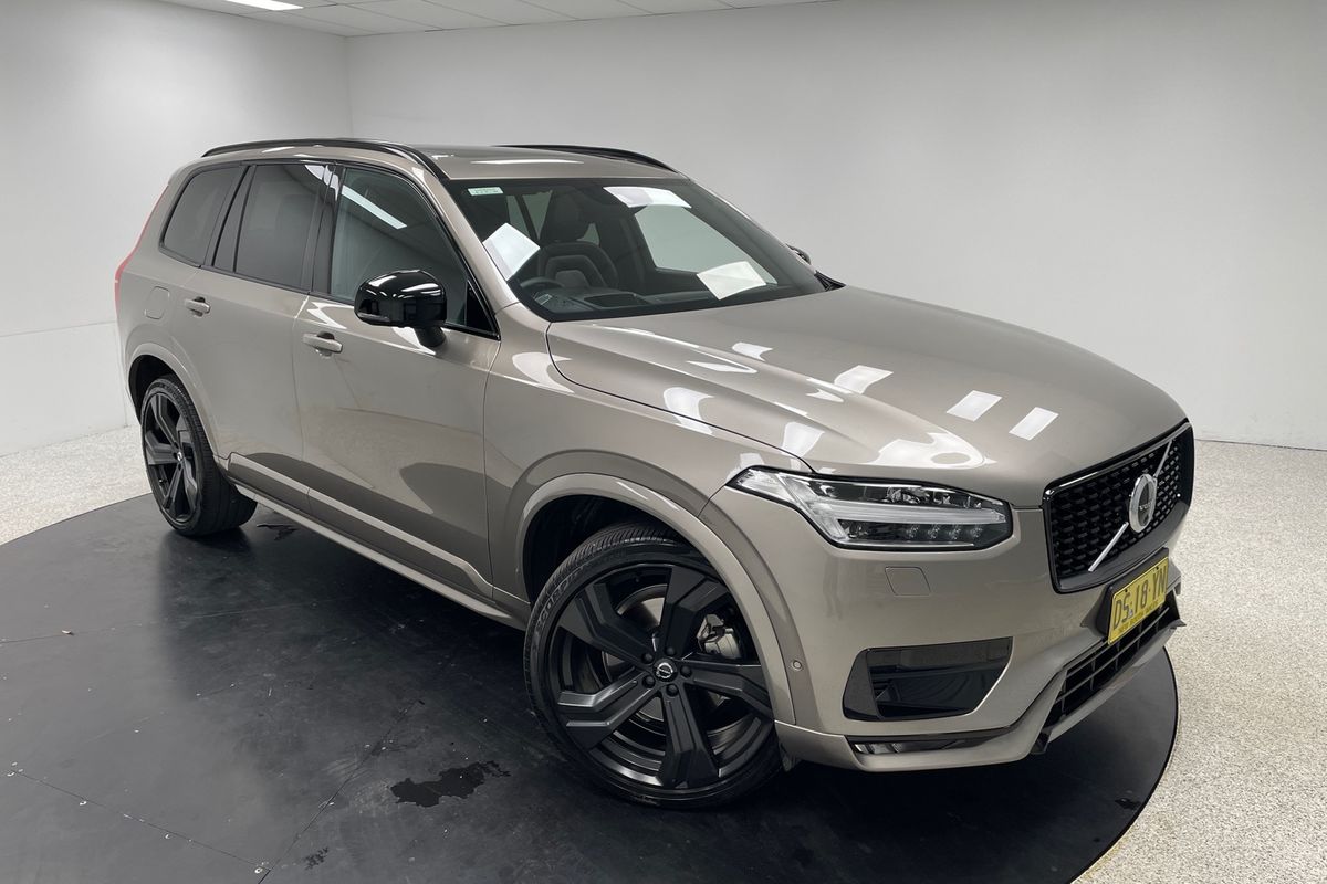 2022 Volvo XC90