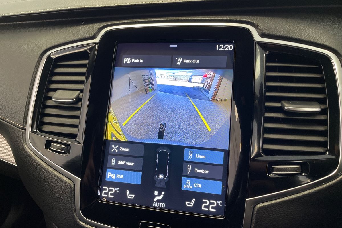2022 Volvo XC90