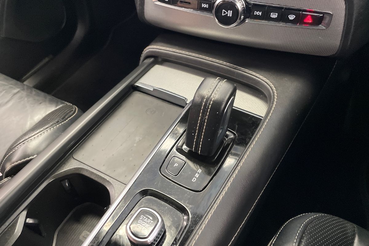 2022 Volvo XC90
