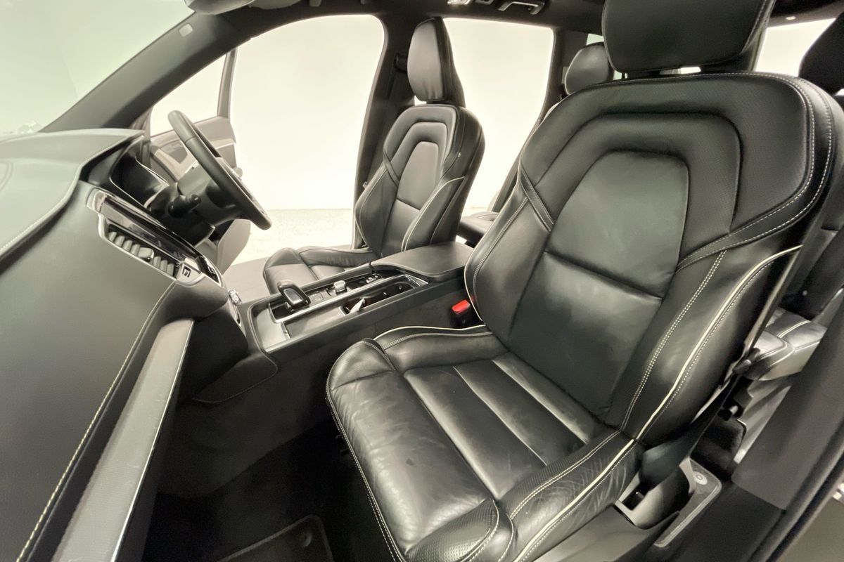 2022 Volvo XC90