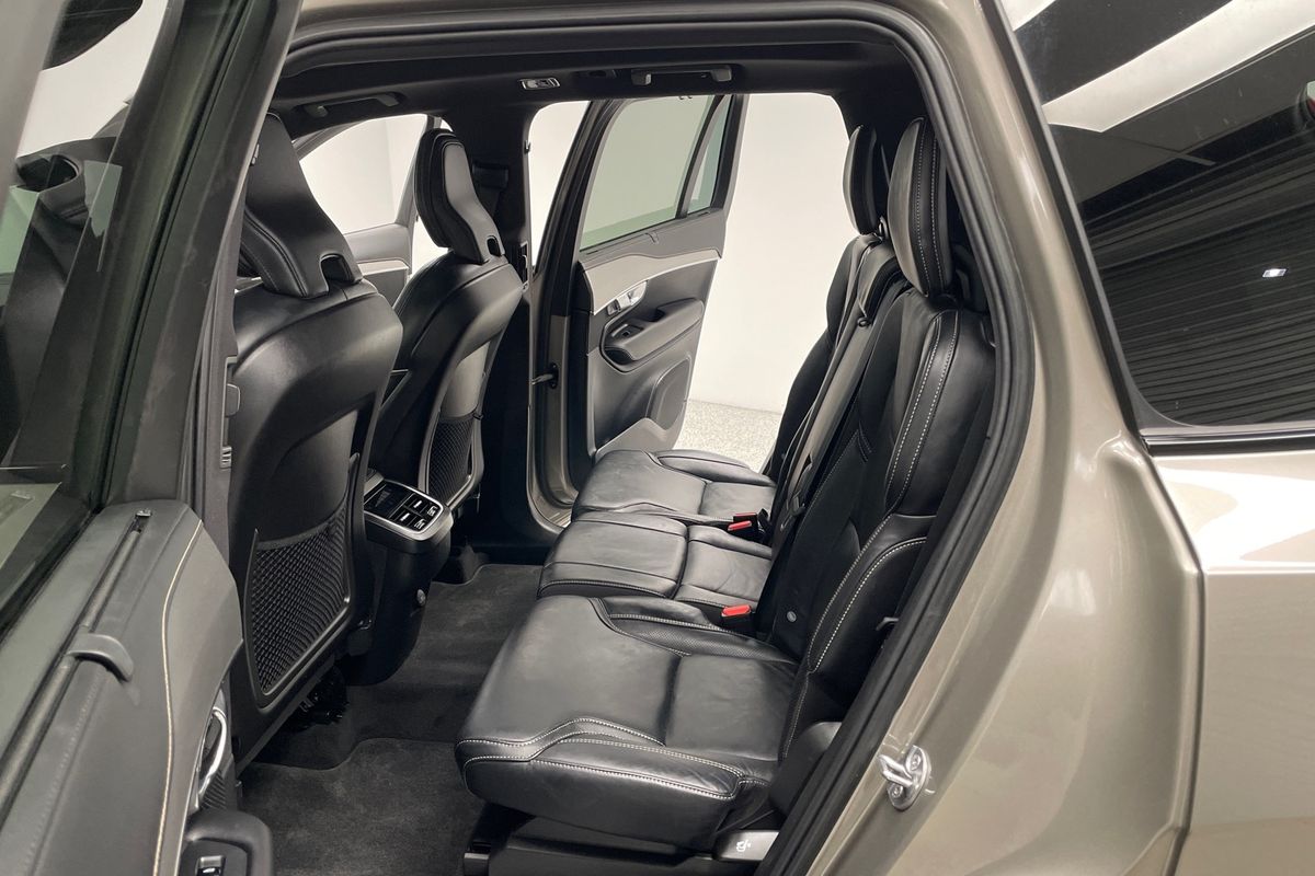 2022 Volvo XC90