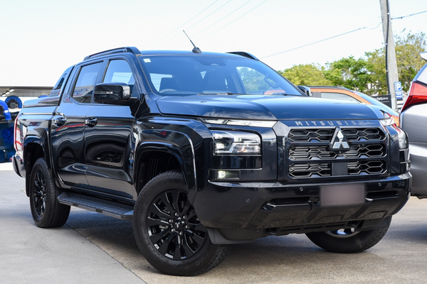 2026 Mitsubishi Triton GSR MV 4X4 thumb-0