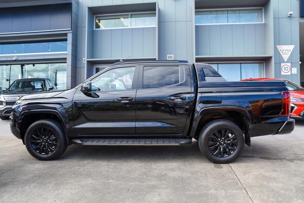 2026 Mitsubishi Triton GSR MV 4X4 thumb-4