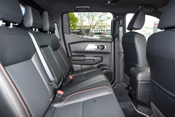 2026 Mitsubishi Triton GSR MV 4X4 thumb-8