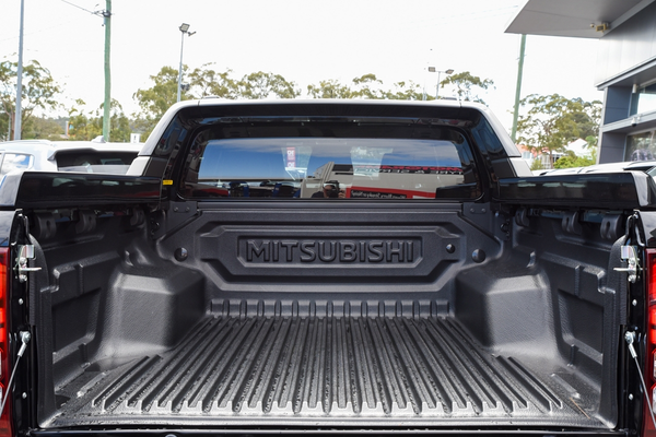 2026 Mitsubishi Triton GSR MV 4X4 thumb-18