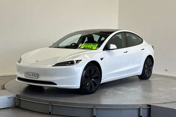 2024 Tesla Model 3 Rear-Wheel Drive