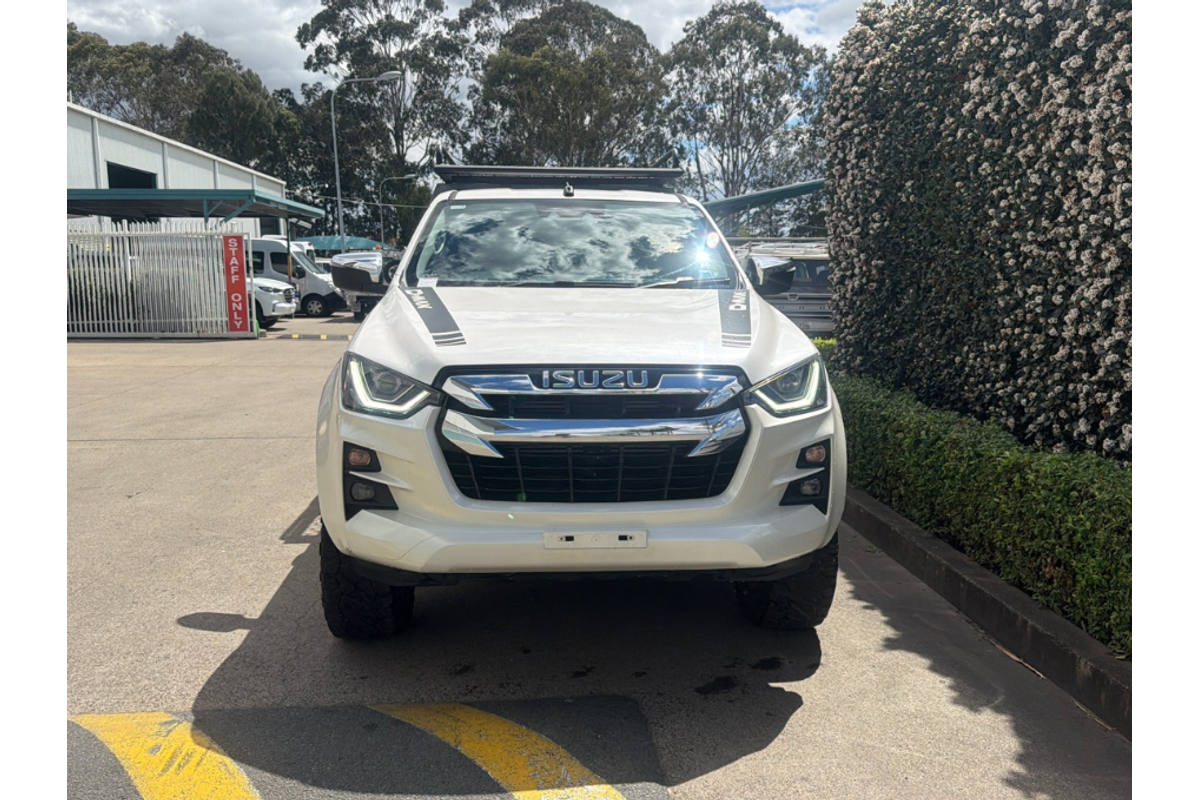 2022 Isuzu D-MAX LS-U+ 4X4 image 9