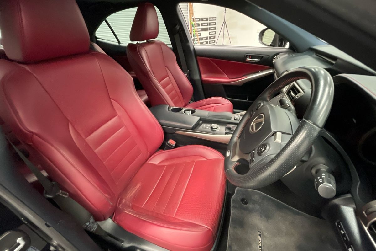 2014 Lexus IS IS250 F Sport GSE30R