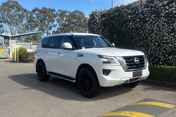 2022 Nissan Patrol Ti Y62