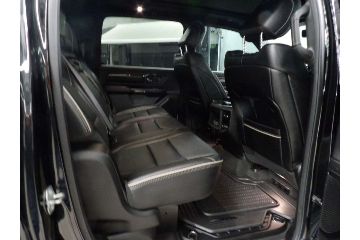 2023 RAM 1500 Limited RamBox DT 4X4 SWB image 11