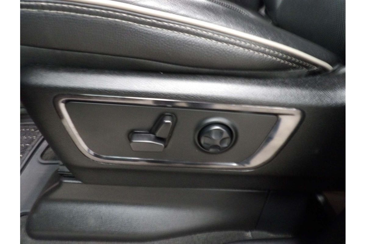 2023 RAM 1500 Limited RamBox DT 4X4 SWB image 12