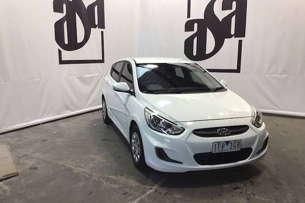 2015 Hyundai Accent Active RB3