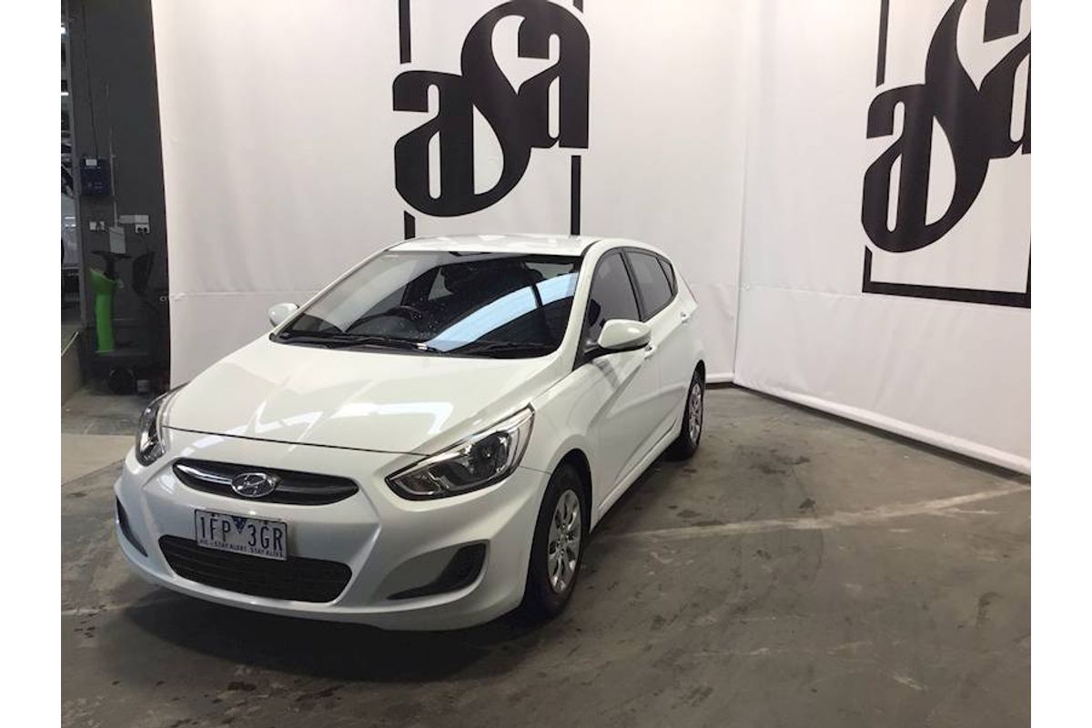 2015 Hyundai Accent Active RB3