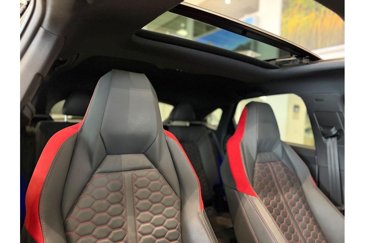2023 Audi RS Q3 F3