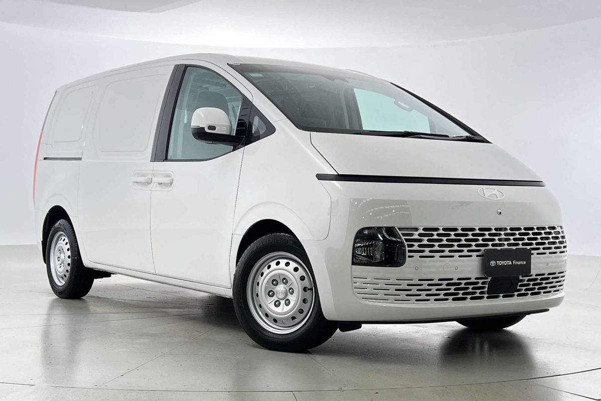 2025 Hyundai STARIA LOAD 2S 2.2D LIFTBACK SZF22FC5