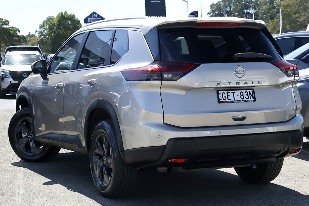 2025 Nissan X-TRAIL ST-L T33
