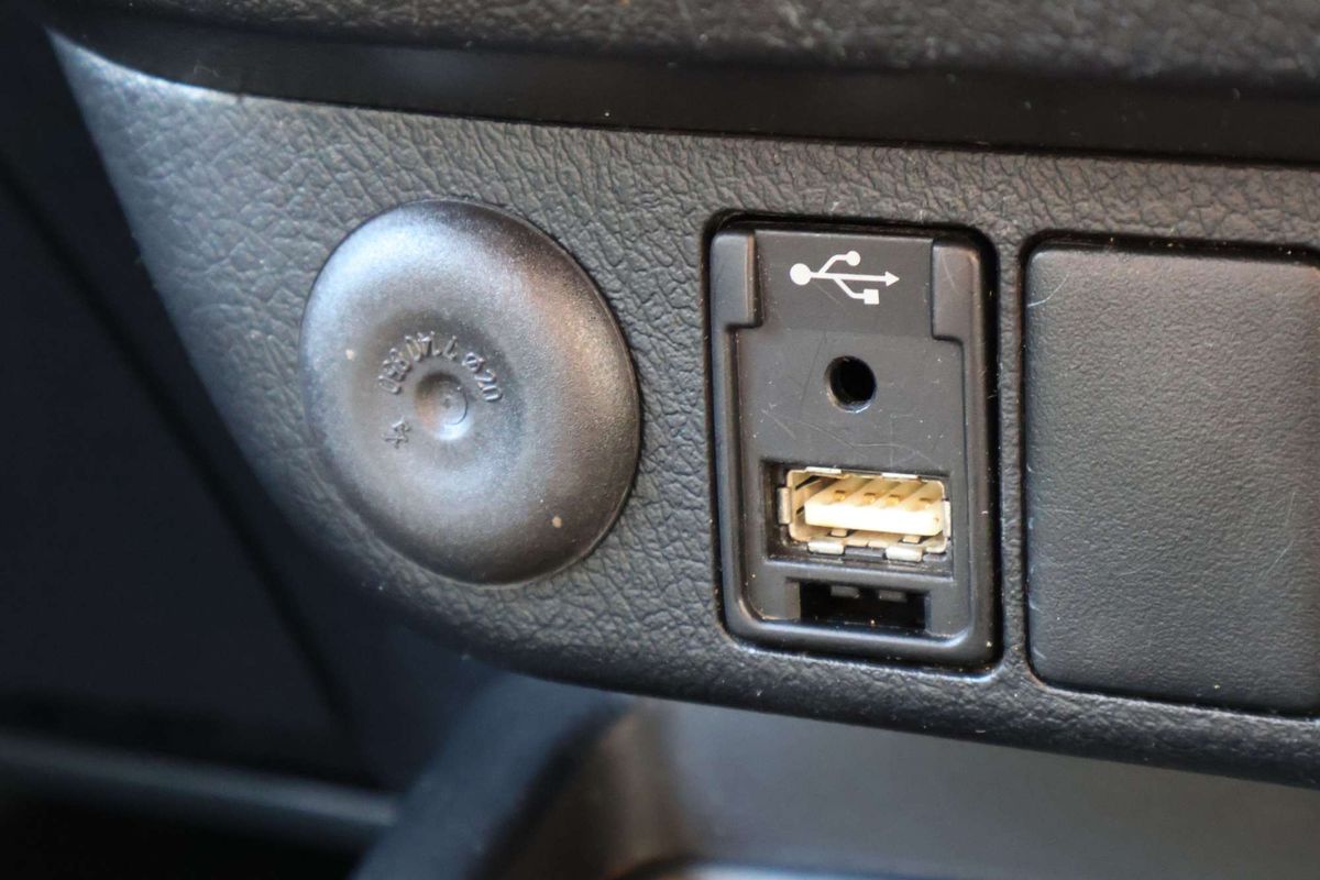 2022 Toyota Hilux SR GUN126R 4X4 image 25