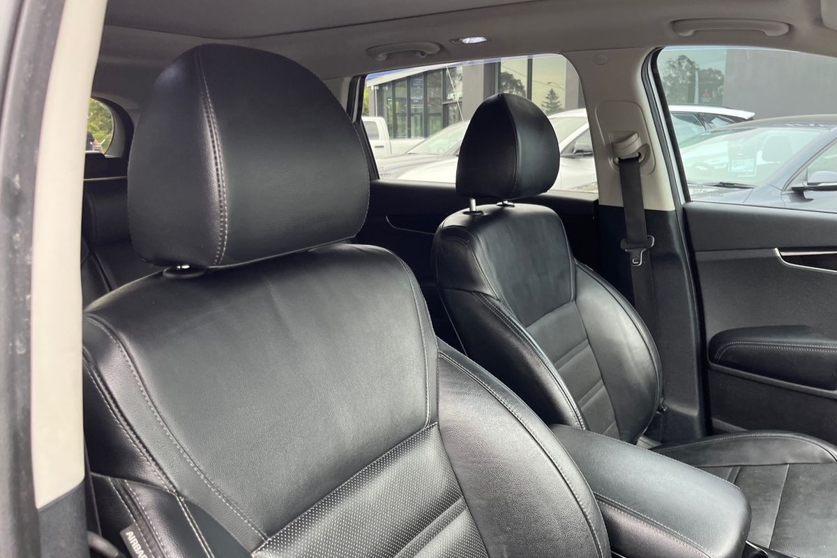 2019 Kia Sorento Black Edition UM