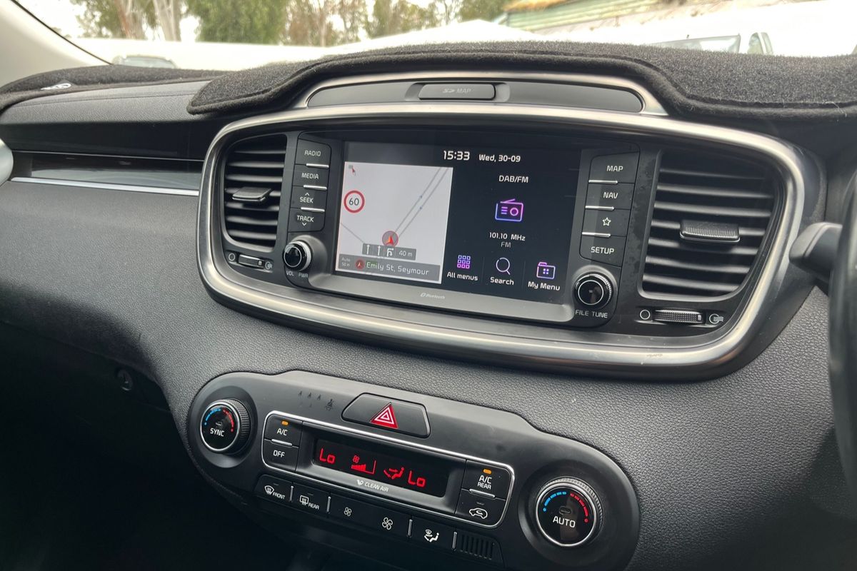 2019 Kia Sorento Black Edition UM
