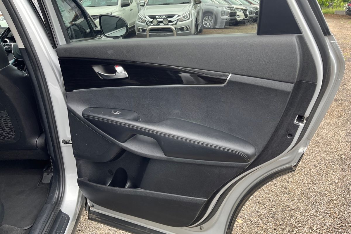 2019 Kia Sorento Black Edition UM