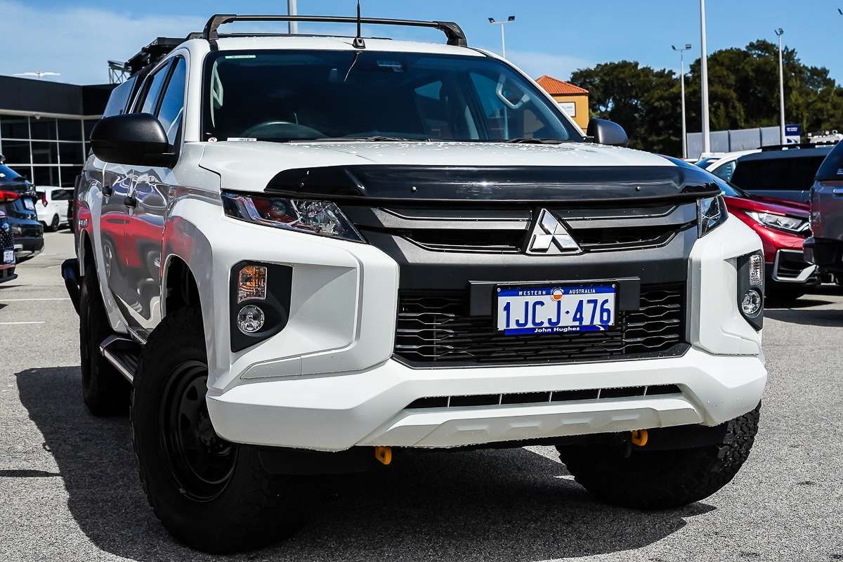 2022 Mitsubishi Triton GLX+ MR 4X4