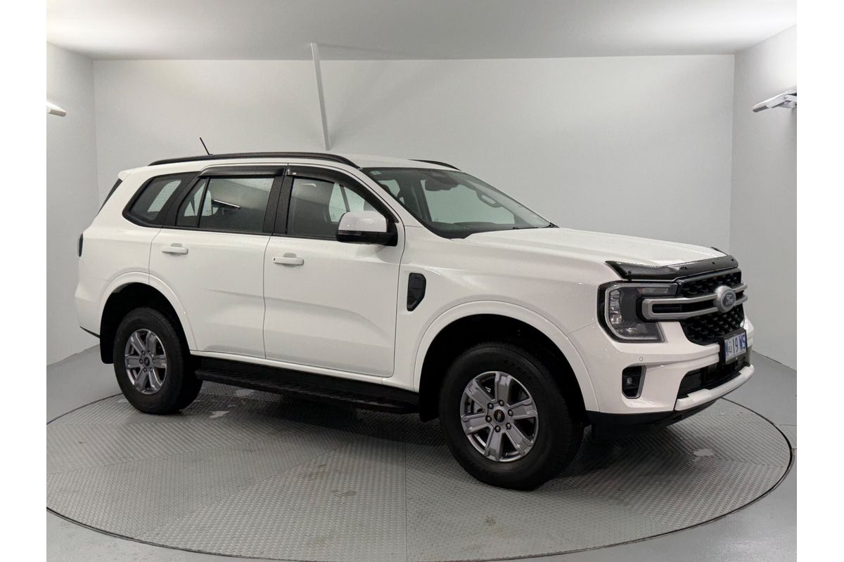 2025 Ford Everest Ambiente 2.0L