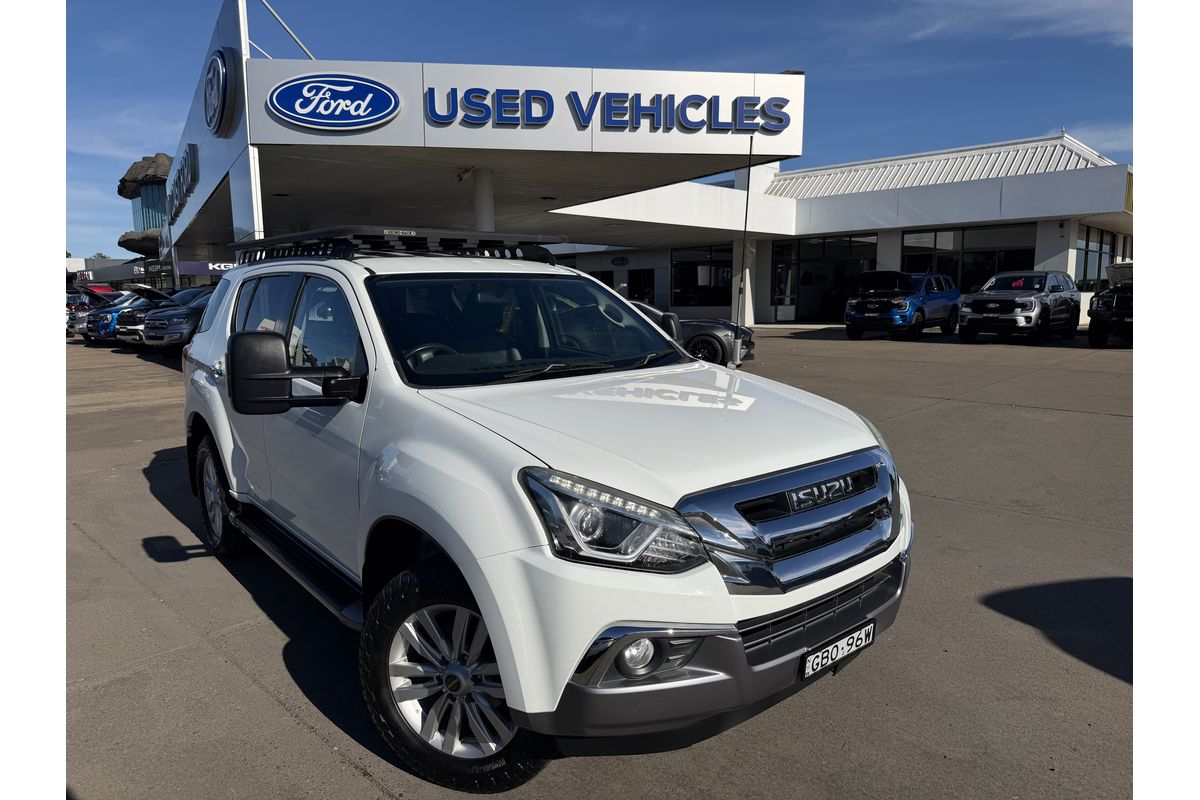 2018 Isuzu MU-X LS-T