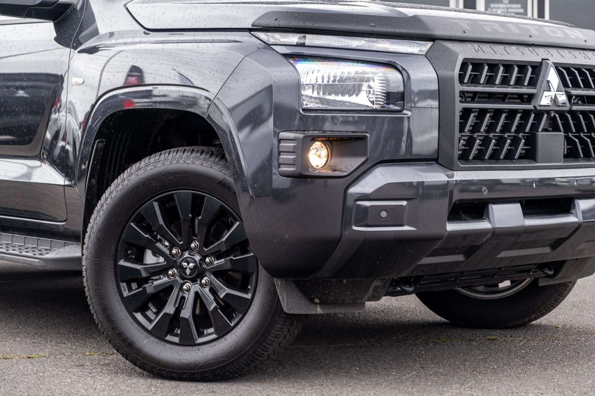 2026 Mitsubishi Triton GLX-R MV