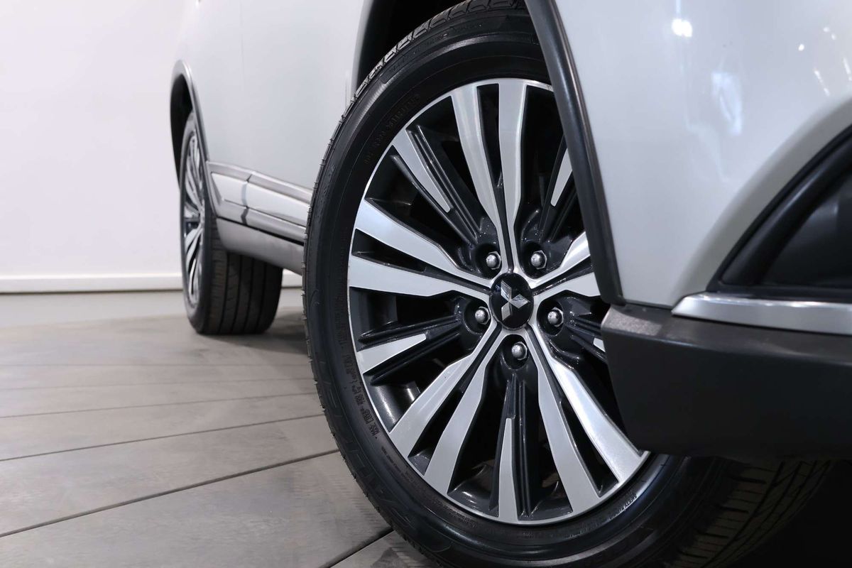 2018 Mitsubishi Outlander Exceed ZL