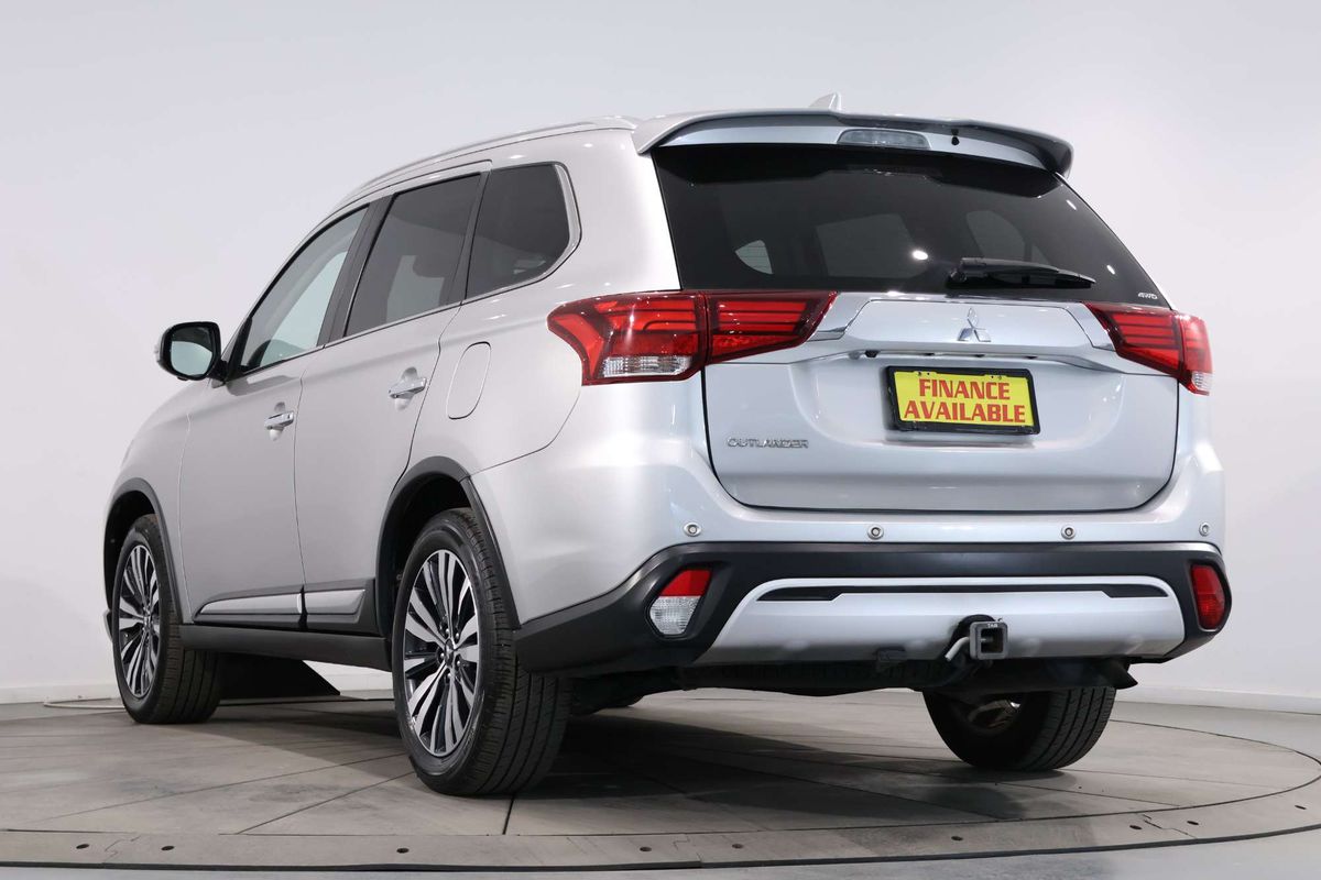 2018 Mitsubishi Outlander Exceed ZL
